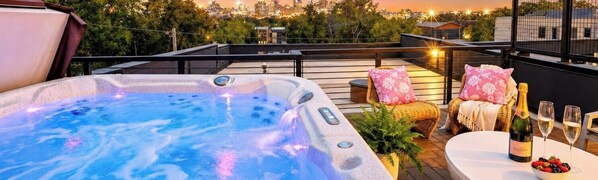 室外 SPA 浴池