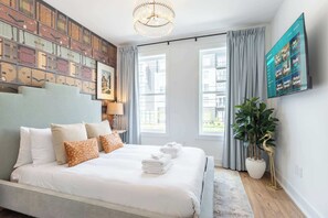 4 bedrooms, desk, iron/ironing board, WiFi - Winter rooftop hot tub, skyline deck, chef’s kitchen near Broadway (Nashville)