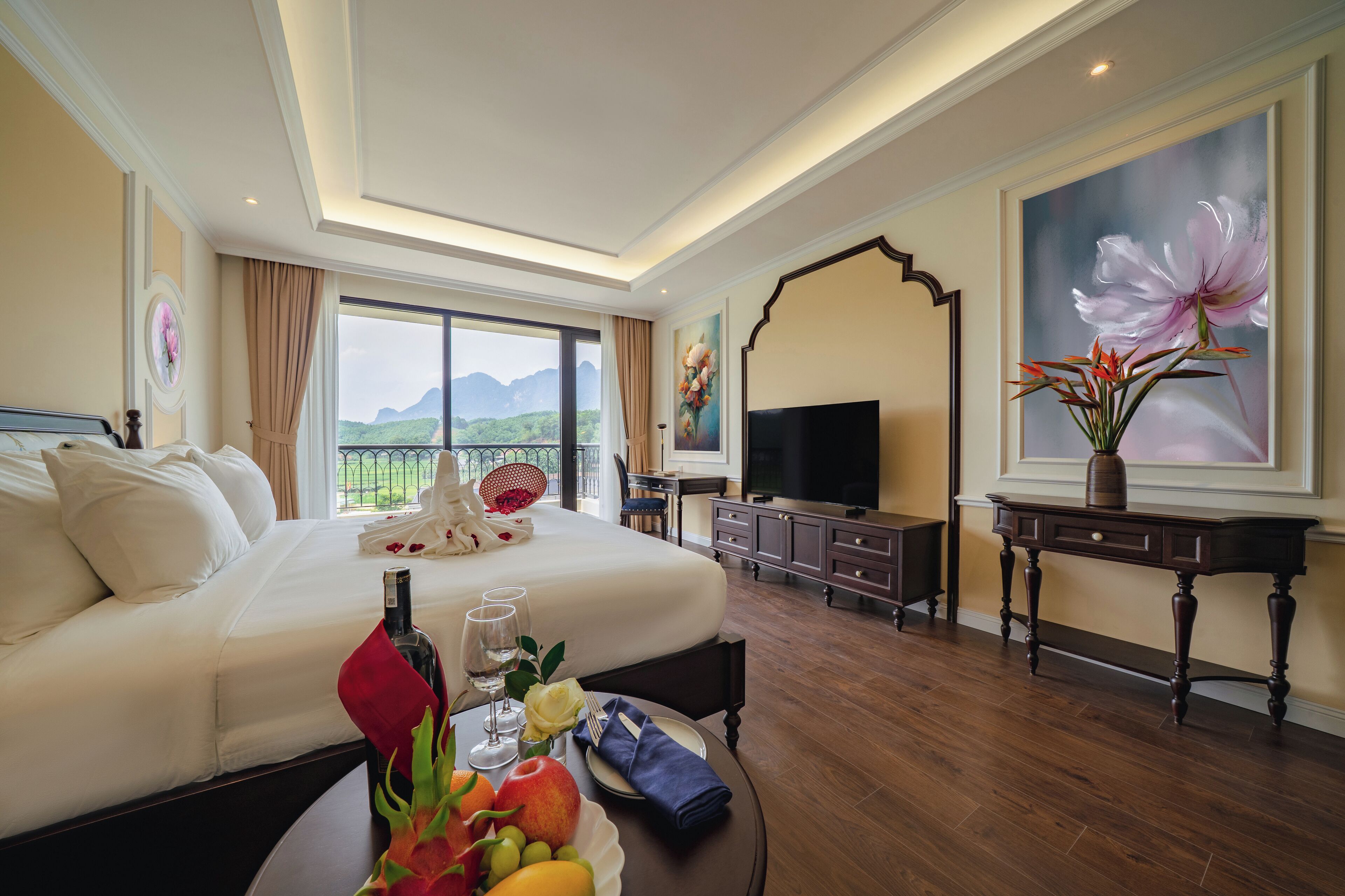 Deluxe Double Room, Balcony | Minibar, in-room safe, desk, free WiFi