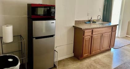 Welcoming huge basement with 1 bed and private kitchen and bath with in Parker