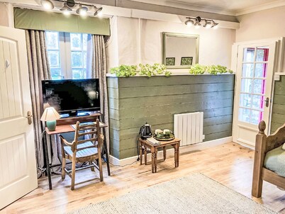 Highland Garden Room by Interhome