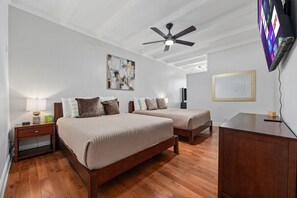 8 bedrooms, desk, iron/ironing board, travel cot