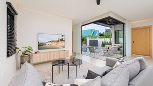 Unclassified image, 2 of 20, button - Villa Plunge Modern with Private Pool (Rawai)
