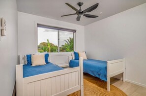 4 Schlafzimmer, Bügeleisen/Bügelbrett, Reisekinderbett, kostenloses WLAN