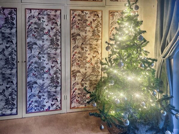 المنشأة من الداخل