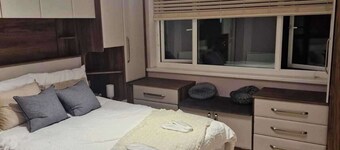 3bedroom-sleeps5-wifi-singlecarparking