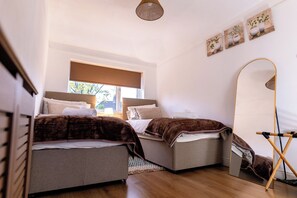 3 bedrooms, iron/ironing board, free WiFi, bed sheets