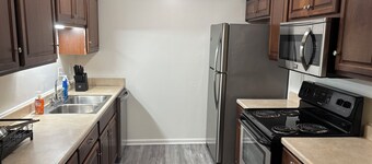 Cozy Hampton townhouse