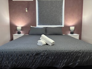 3 bedrooms, iron/ironing board, WiFi, bed sheets