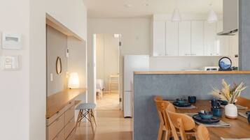 Basic Apartment, Non Smoking | Living area