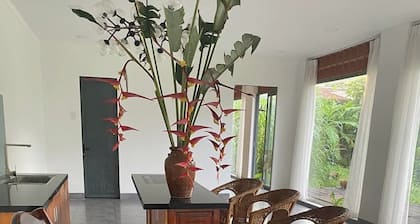 Hannah Garden is the house at the foot of the hill by the stream, pet friendly.