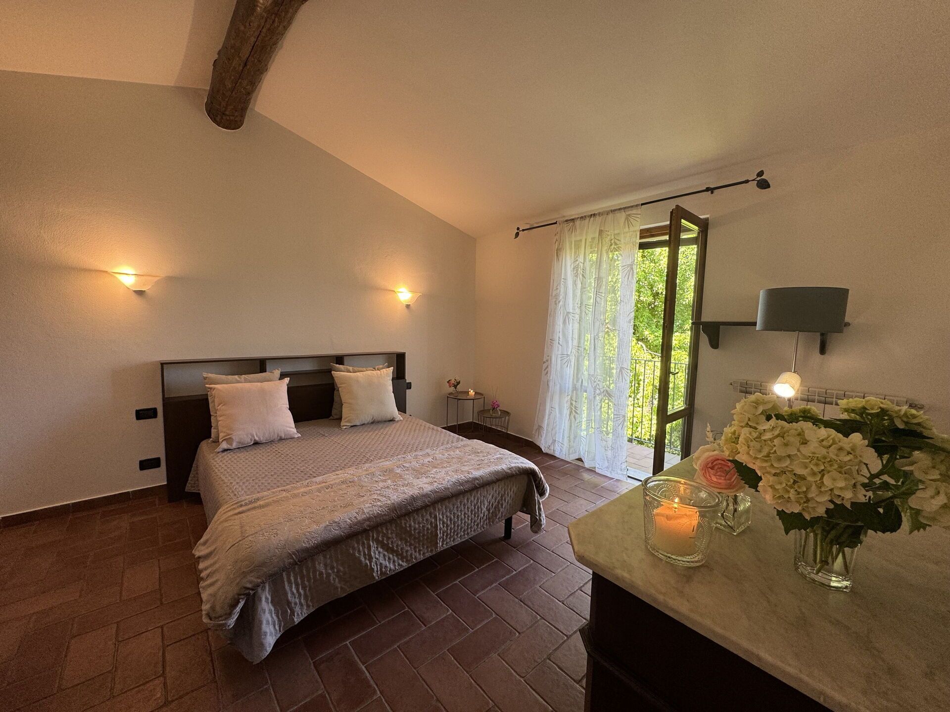 2 Schlafzimmer, Reisekinderbett, kostenloses WLAN