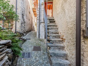 Property grounds - Stone House by Interhome (Gera Lario)