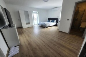 1 sovrum, resesäng och gratis wi-fi