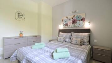 Iron/ironing board, free WiFi