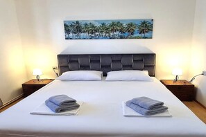 Tabla de planchar con plancha y wifi gratis 