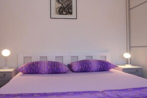 Fer et planche à repasser, lit parapluie, Wi-Fi gratuit