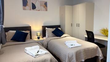 3 bedrooms, iron/ironing board, free WiFi, bed sheets