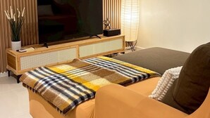 Interior - [NEW] Be Cozy Silom 2B 1-min to BTS & MRT (Bang Rak)