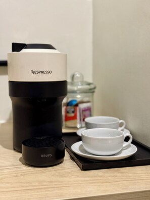 قهوة و/أو ماكينة صنع القهوة