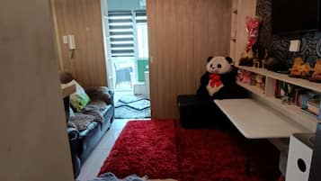 Appart'hÎtel Confort, 1 chambre, balcon, en bord de piscine | Salle de séjour