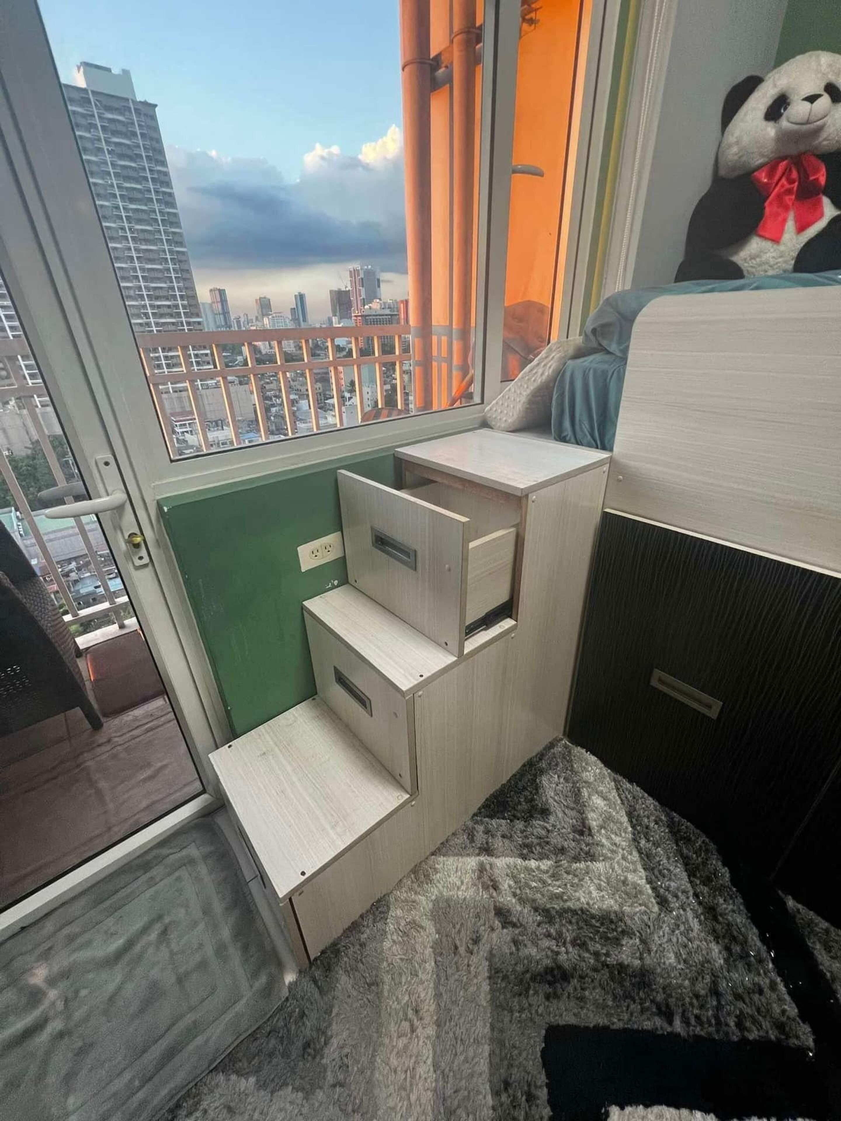 Comfort Condo, 1 Bedroom, Balcony, Poolside | Individually decorated, individually furnished, laptop workspace