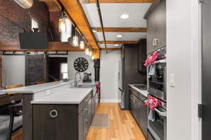 Fridge, microwave, oven, stovetop - Two Story Penthouse - Walk to the Convention Ctr (Indianapolis)