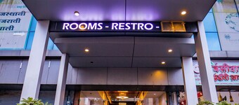 The Sky Court - An Hospitality