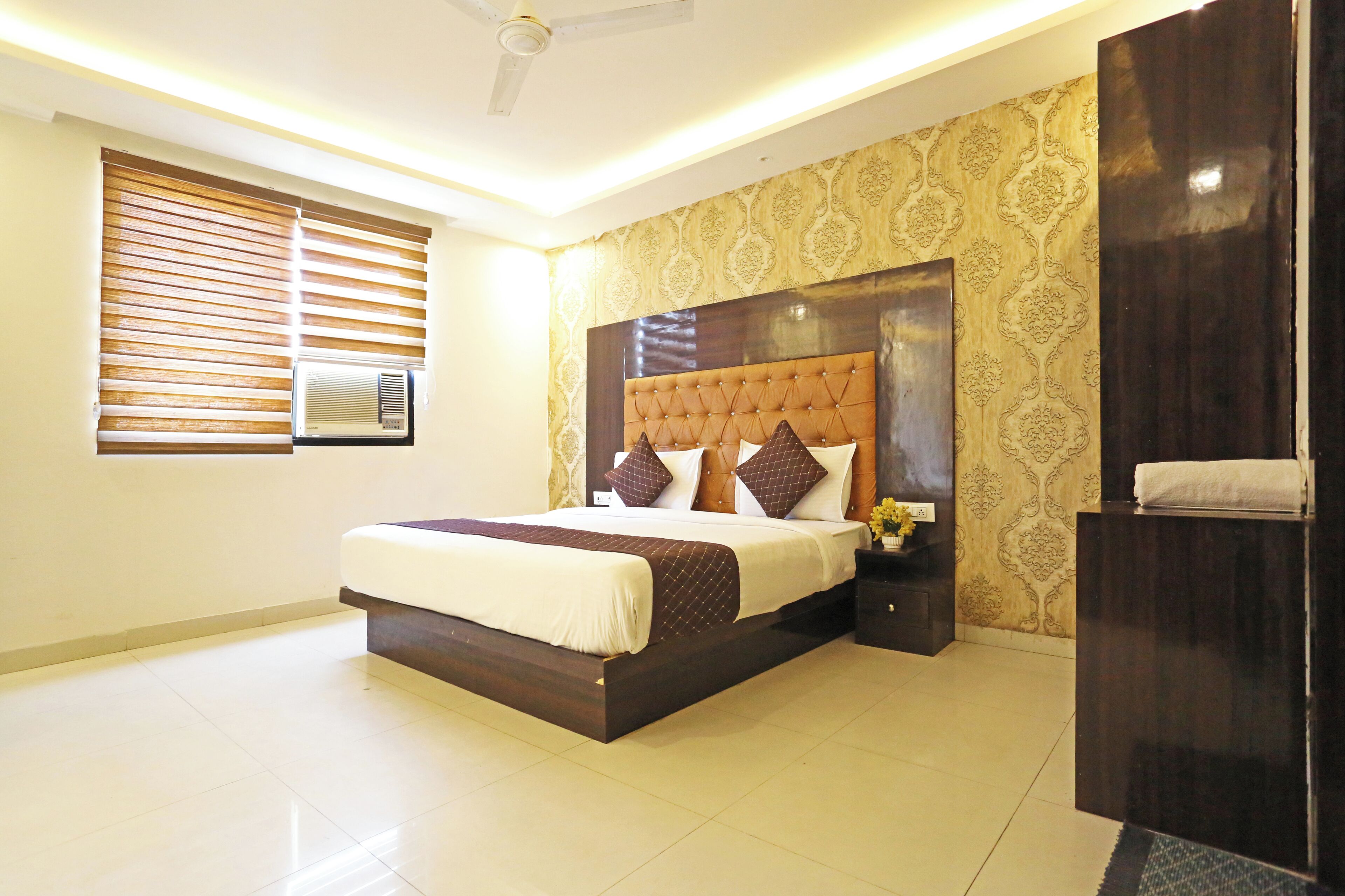 Double Room | Free WiFi