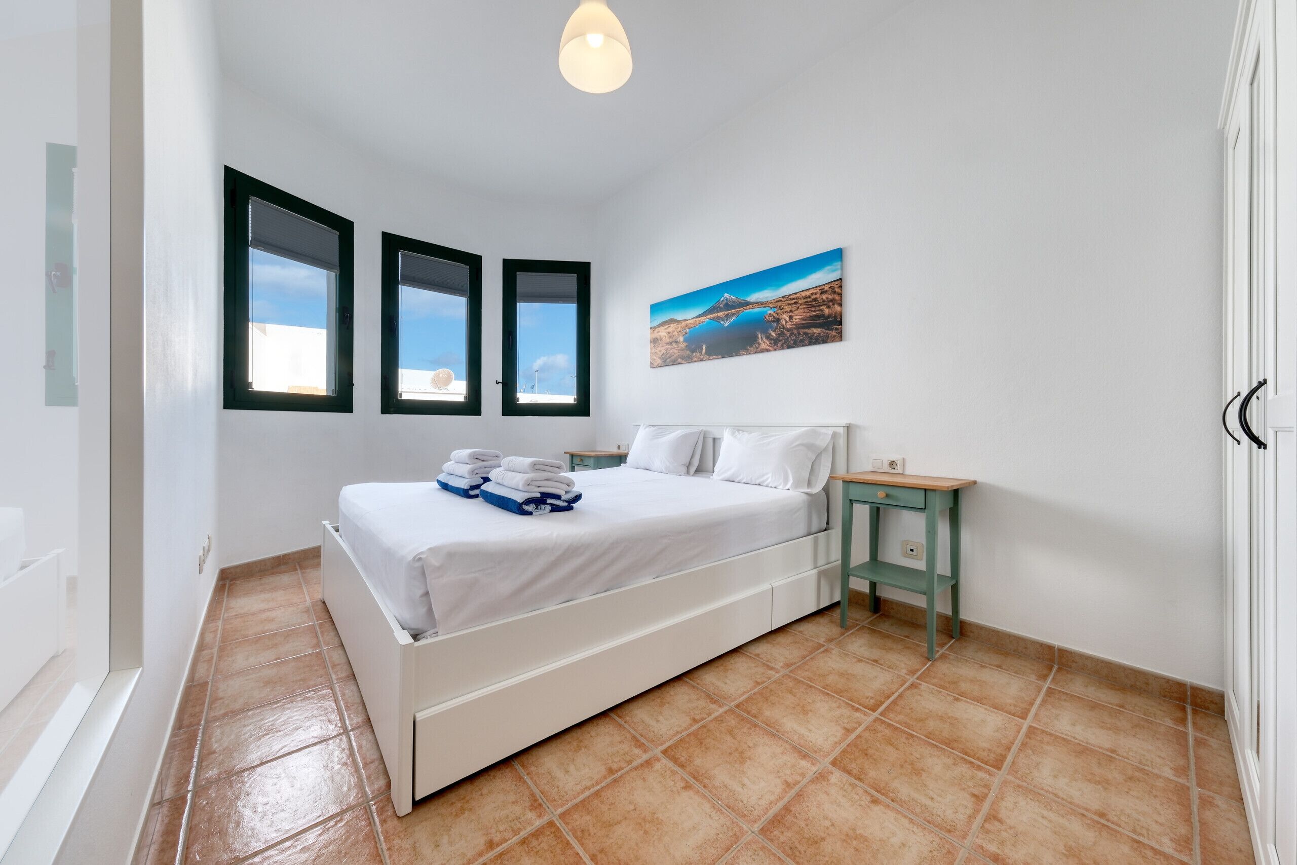 2 bedrooms, desk, iron/ironing board, travel crib