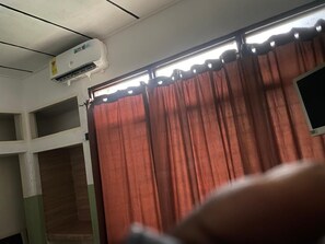 Perincian bahagian dalam