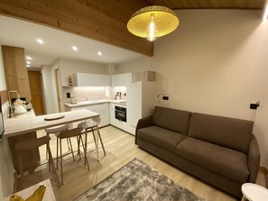 Smart TV - MERIBEL MOTTARET NEW STUDIO - SKIS AND SHOPS AT YOUR DOORSTEP (Les Allues)