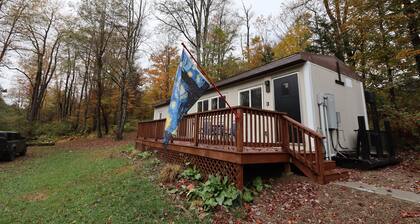 Hot Tub · Getaway Cabin · Cherry Spring Stargazing