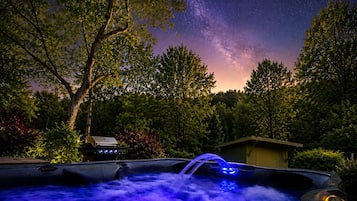 Bain à remous extérieur