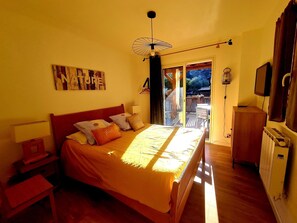 Comfort Apartment, Pool View | Free WiFi, wheelchair access - gites o fil de l'eau (Omessa)