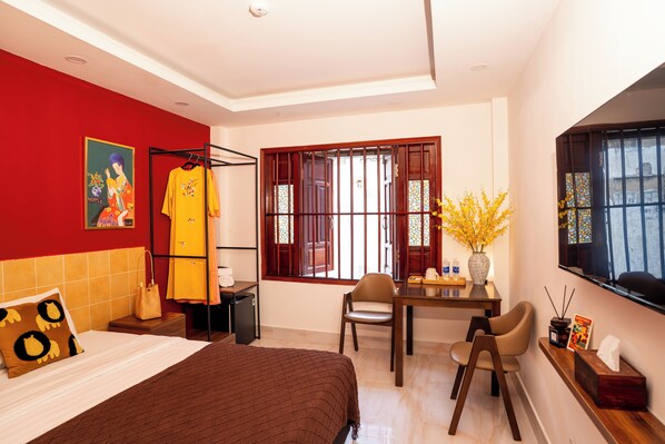 Deluxe Double Room | Living area
