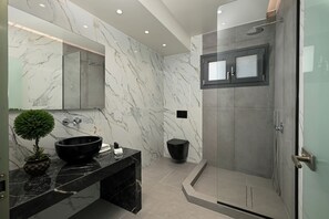 Villa, 3 Bedrooms, Private Pool | Bathroom | Shower, free toiletries, hair dryer, bathrobes