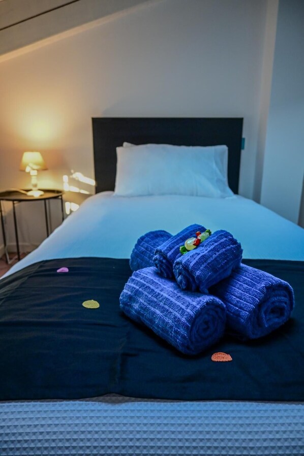 3 Schlafzimmer, Bügeleisen/Bügelbrett, Bettwäsche