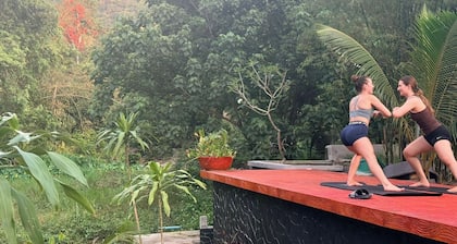 Baan Hinlad Home and Hostel