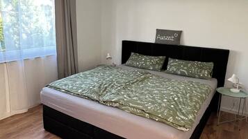 1 Schlafzimmer, Schreibtisch, kostenloses WLAN, Bettwäsche