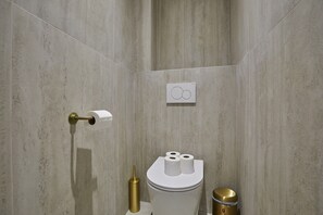 Apartment | Bathroom | Hair dryer - Modern Air-conditioned Apartment - Canal St Martin (Paris)