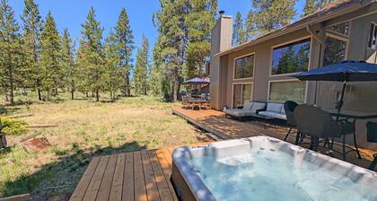 Indian 3 - Hot Tub, SHARC, Huge Deck, Pool Table