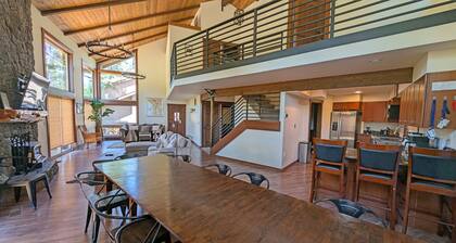 Indian 3 - Hot Tub, SHARC, Huge Deck, Pool Table