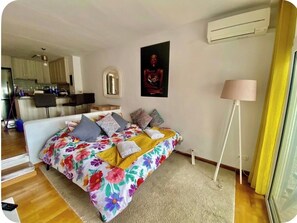 2 bedrooms, iron/ironing board, free WiFi, bed sheets