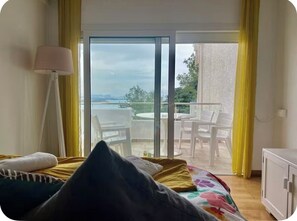 2 室のベッドルーム、アイロン / アイロン台、WiFi、ベッドシーツ