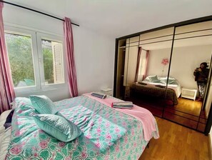 2 bedrooms, iron/ironing board, free WiFi, bed sheets - Ibiza beautiful beach House breathtaking seaviews 8mn walk to the Beach (Siesta)