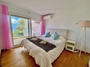 2 室のベッドルーム、アイロン / アイロン台、WiFi、ベッドシーツ