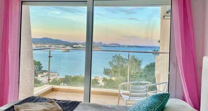 Ibiza beautiful beach House breathtaking seaviews 8mn walk to the Beach