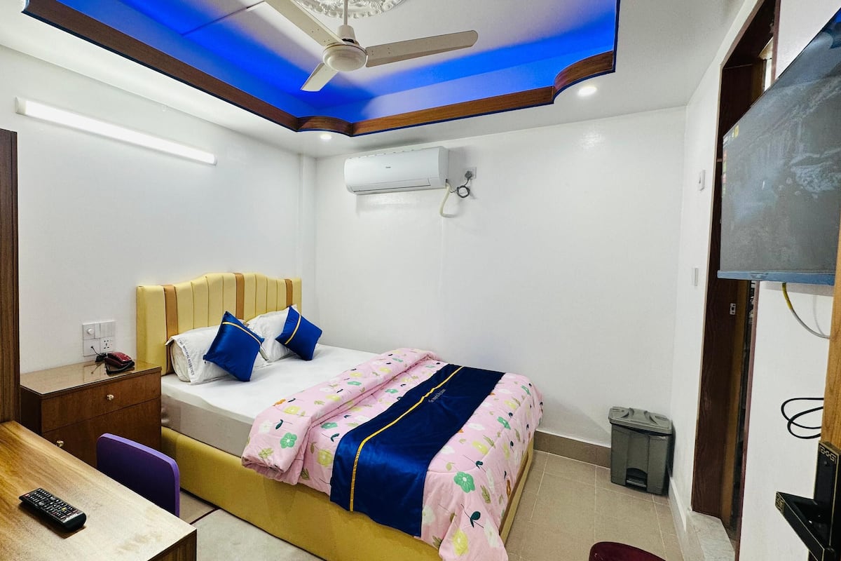 Deluxe Double Room | Desk, free WiFi