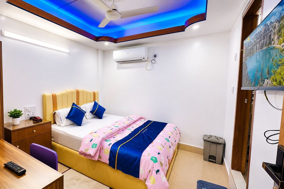 Deluxe Double Room | Desk, WiFi (free)